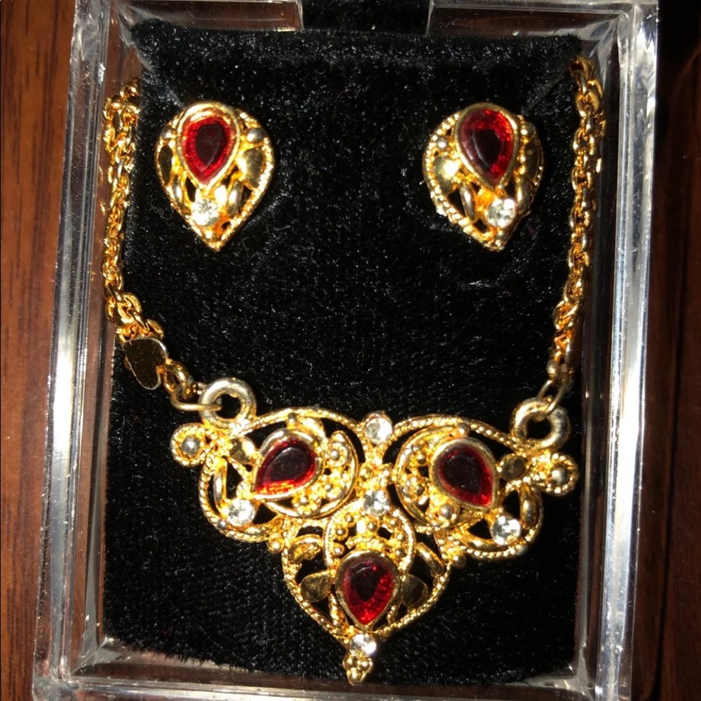 Necklace